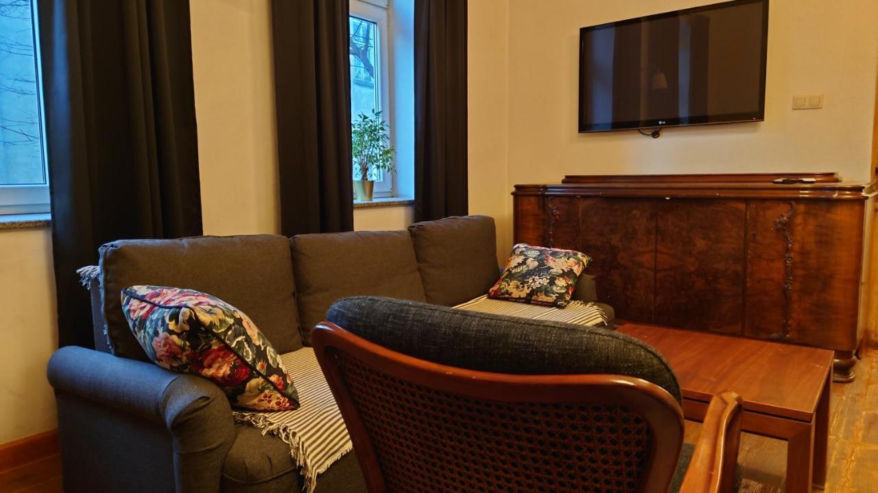 Apartamenty Przy Stonehenge Sosnowiec Exterior foto